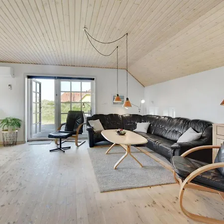 Holiday home Drea - 250m From The Sea In Western Jutland By Interhome